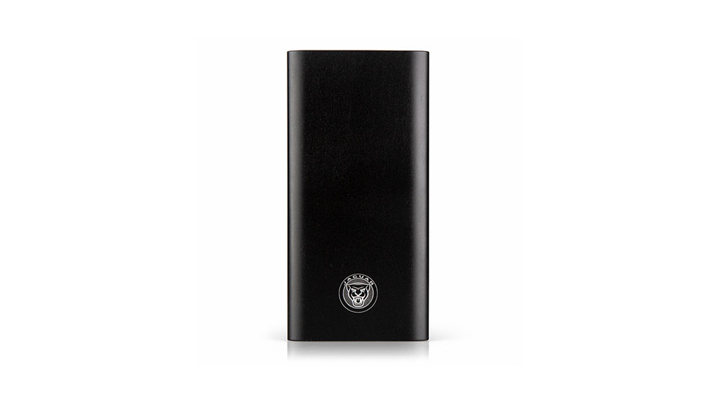 شاحن طاقة يحمل شعار جاكوار